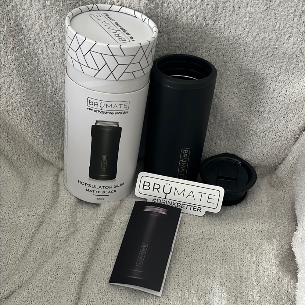 New. BrüMate Matte Black Hopsulator Slim with lid, sticker, instructions & box
